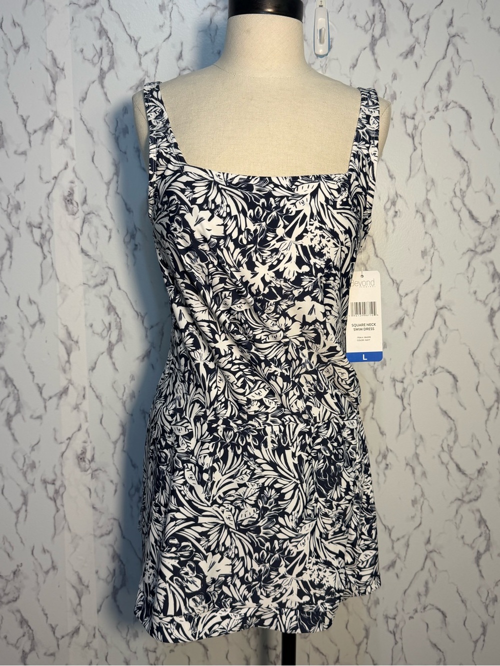 Beyond Control NWT Navy & White Tummy Control Swim Dress L UPF 50+ Underwire